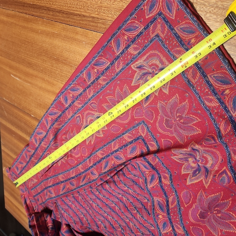 RED LONG SKIRT M/L - Picture 16 of 17